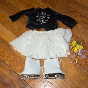 Very rare ice skater complete set